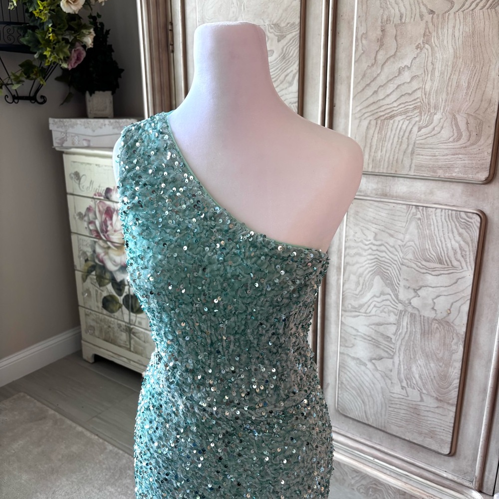 NEW Mint Green Dress, Sequins Dress, One Shoulder, Prom Dress, NWOT, Size XLG - Picture 2 of 11